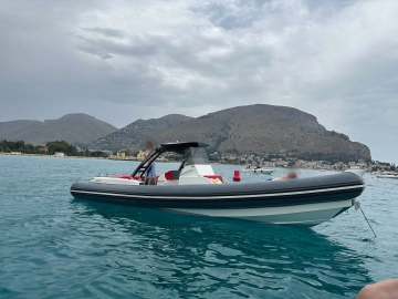 Doviboat Supremus 33 usata in vendita