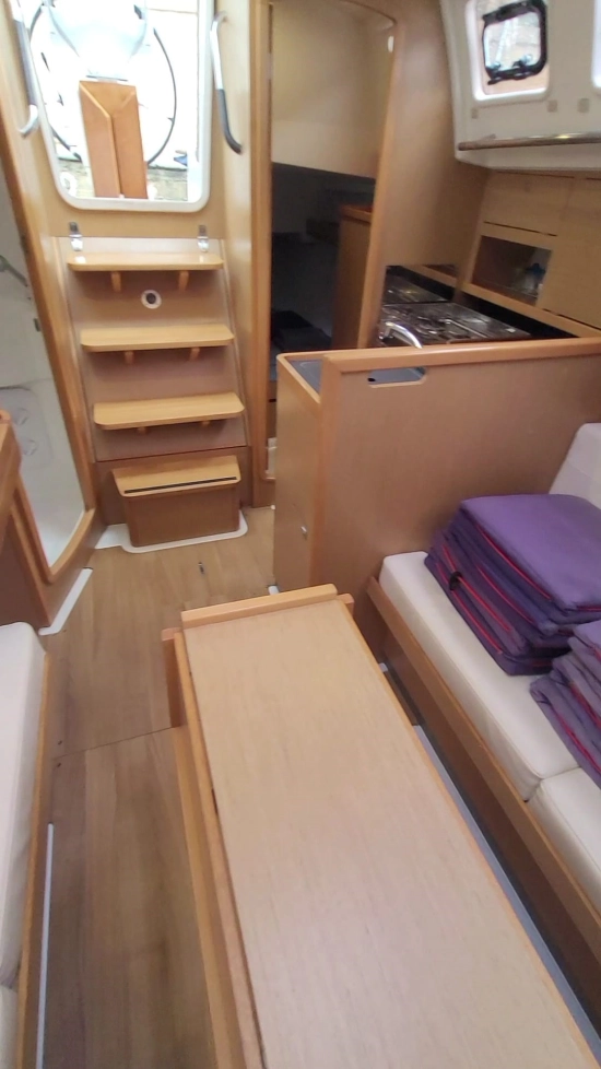 Jeanneau Sun Odyssey 319 usata in vendita