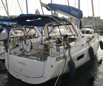 Beneteau Oceanis 41.1 usata in vendita
