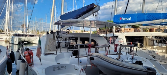 Lagoon 380 usata in vendita