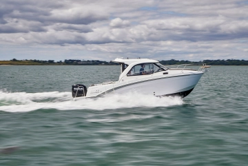Beneteau Antares 7 nuevo en venta