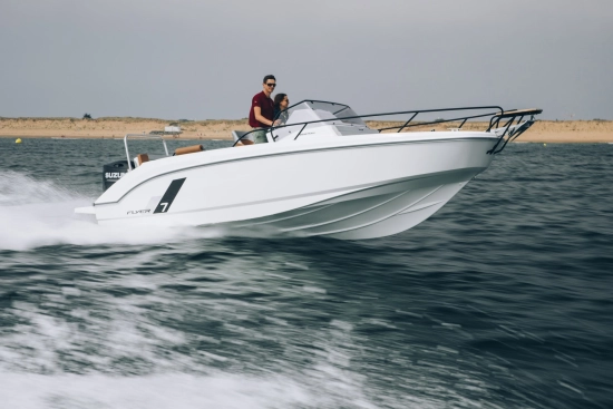 Beneteau Flyer 7 SUNdeck novos à venda