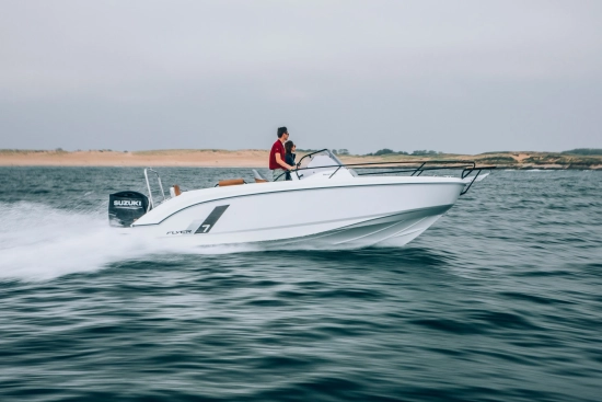 Beneteau Flyer 7 SUNdeck novos à venda