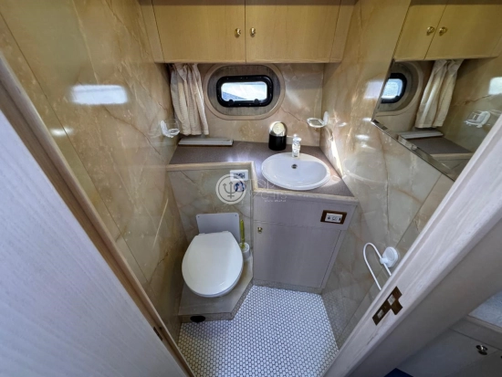 Van Der Valk 49 Royal usado à venda