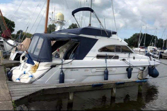 Sealine 350 Flybridge usata in vendita