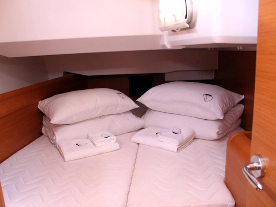 Jeanneau Sun Odyssey 439 usado à venda