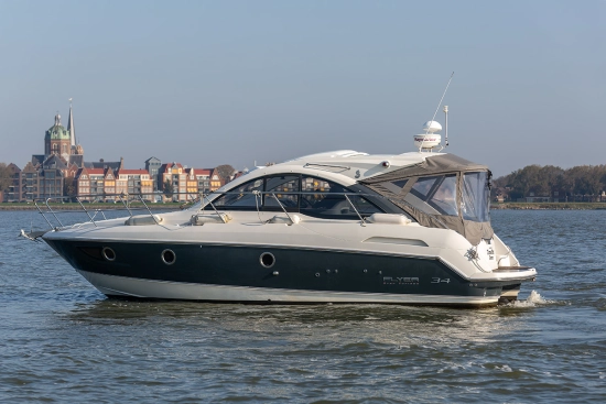 Beneteau Flyer Gran Turismo 34 usado à venda