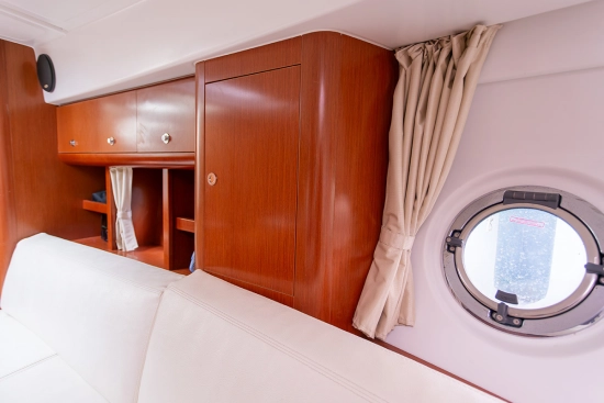 Beneteau Flyer Gran Turismo 34 usado à venda