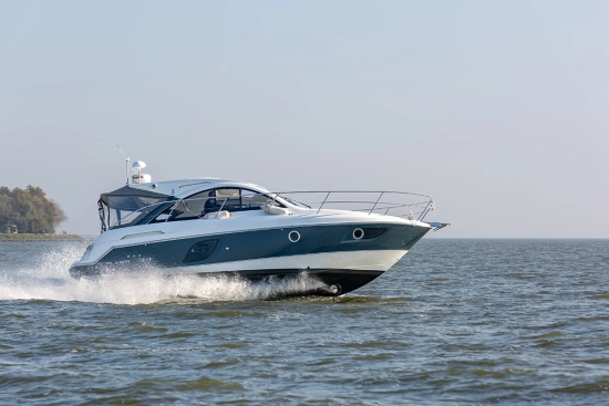 Beneteau Flyer Gran Turismo 34 usado à venda