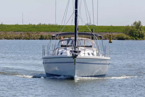 Catalina Yachts 375 usata in vendita