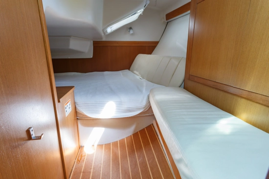 Catalina Yachts 375 usata in vendita
