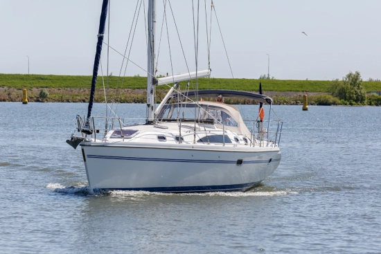 Catalina Yachts 375 usata in vendita