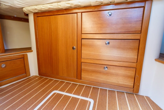 Catalina Yachts 375 usata in vendita