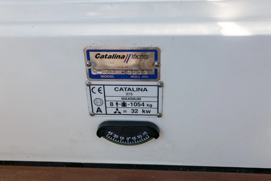 Catalina Yachts 375 usata in vendita