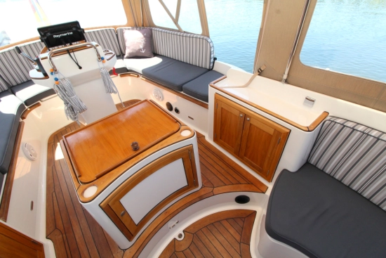 Intercruiser 27 Cabin usata in vendita