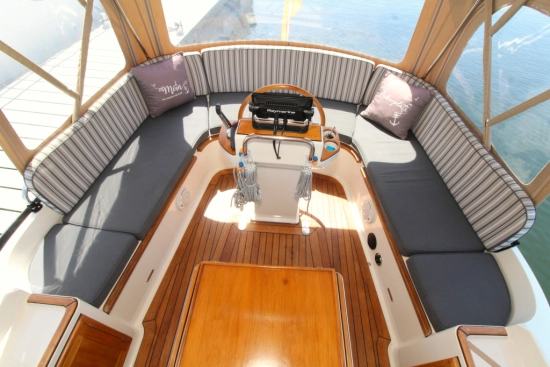 Intercruiser 27 Cabin usata in vendita