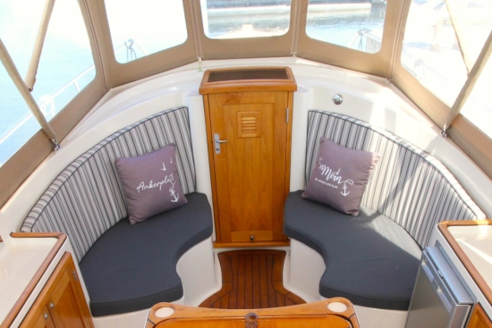 Intercruiser 27 Cabin usata in vendita