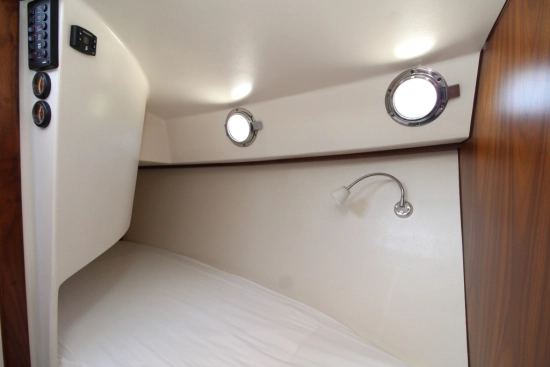 Intercruiser 27 Cabin usata in vendita