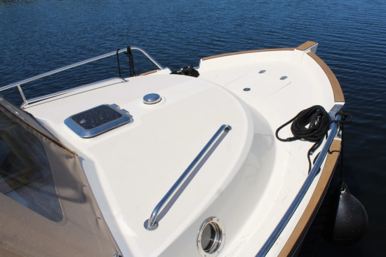 Intercruiser 27 Cabin usata in vendita