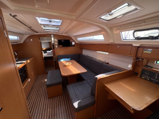 Bavaria Yachts Cruiser 41 usado à venda