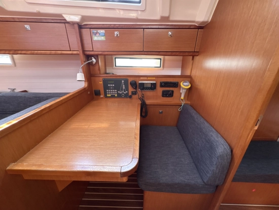Bavaria Yachts Cruiser 41 usado à venda