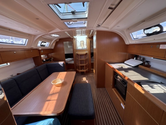 Bavaria Yachts Cruiser 41 usado à venda