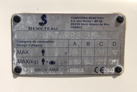 Beneteau Antares 30 Fly usado à venda