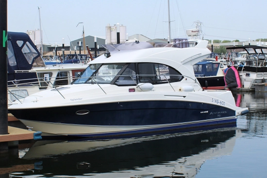 Beneteau Antares 30 Fly usado à venda