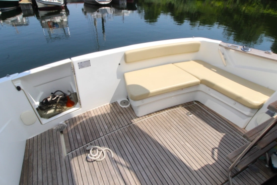 Beneteau Antares 30 Fly usado à venda