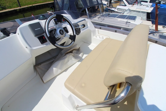Beneteau Antares 30 Fly usado à venda