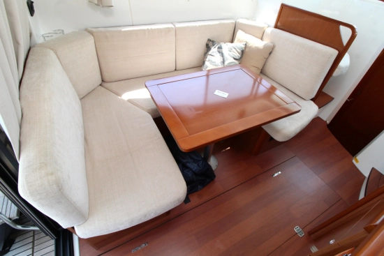 Beneteau Antares 30 Fly usado à venda