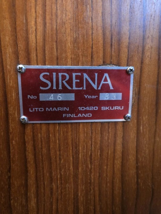 Sirena 38 usado à venda