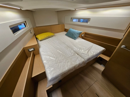 Jeanneau Sun Odyssey 415 nuova in vendita