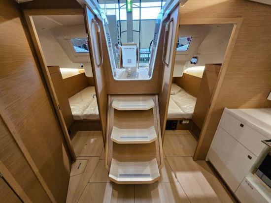 Jeanneau Sun Odyssey 415 nuova in vendita