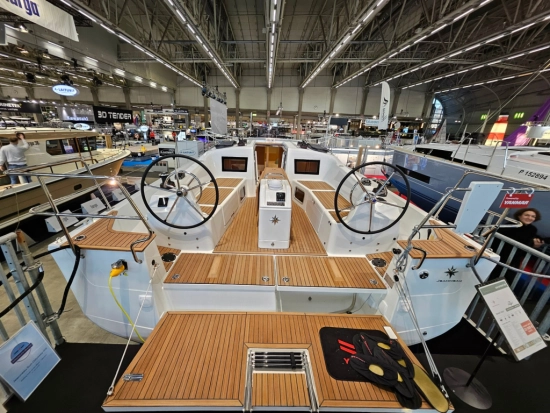 Jeanneau Sun Odyssey 415 nuova in vendita