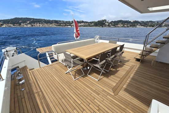 Delta Powerboats 88 Carbon usado à venda