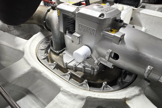 Delta Powerboats 88 Carbon usado à venda