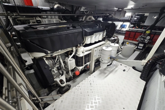 Delta Powerboats 88 Carbon usado à venda