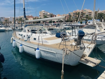 Beneteau Oceanis 42 CC usado à venda