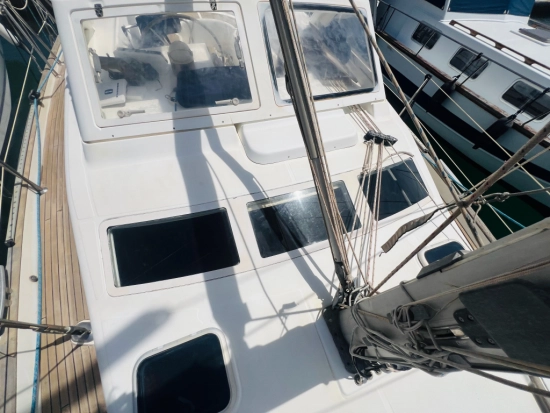 Beneteau Oceanis 42 CC usado à venda