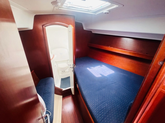 Beneteau Oceanis 42 CC usado à venda