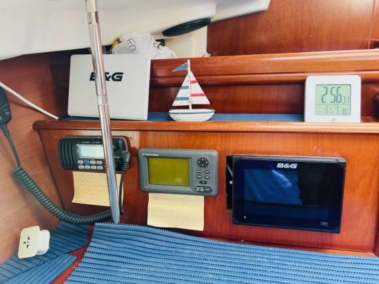 Beneteau Oceanis 42 CC usado à venda