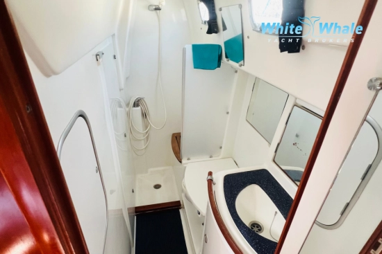 Beneteau Oceanis 42 CC usado à venda
