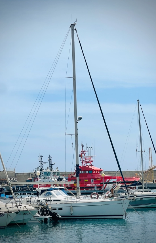 Beneteau Oceanis 42 CC usado à venda