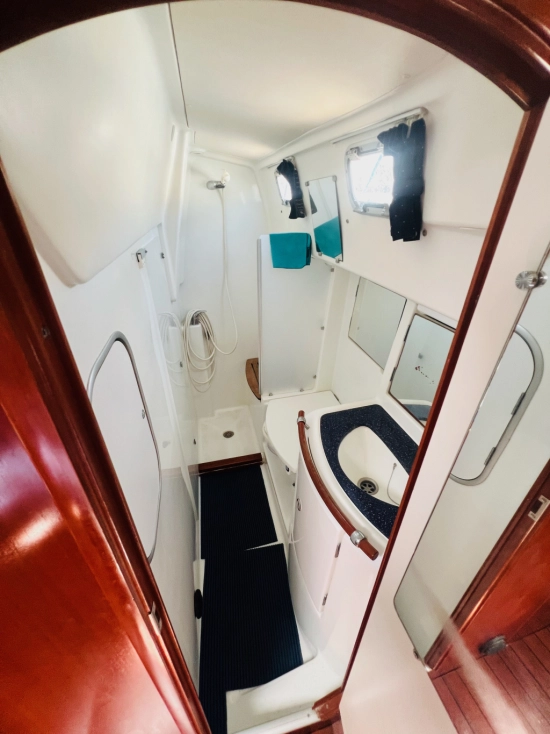 Beneteau Oceanis 42 CC usado à venda