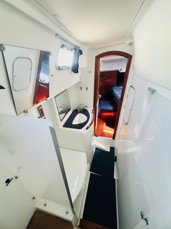 Beneteau Oceanis 42 CC usado à venda