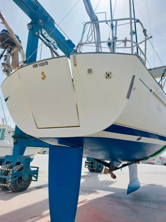 Beneteau Oceanis 42 CC usado à venda