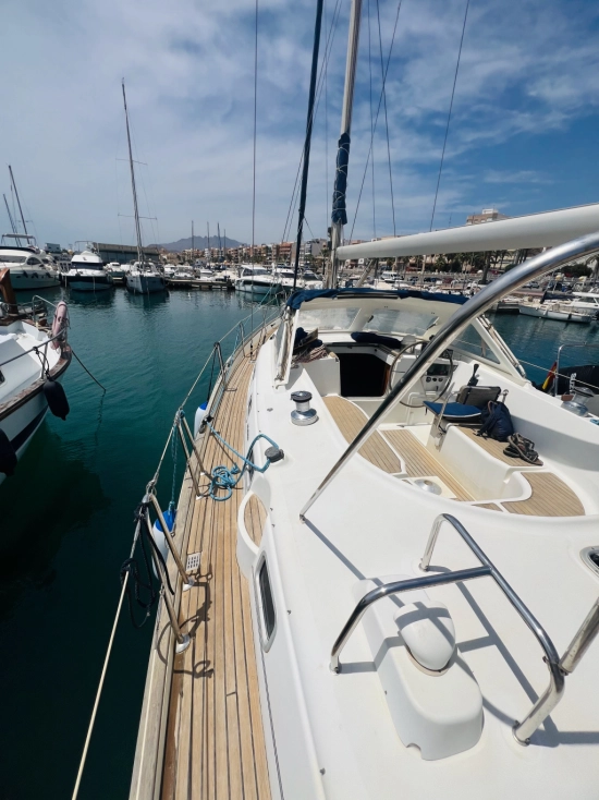 Beneteau Oceanis 42 CC usado à venda