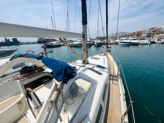 Beneteau Oceanis 42 CC usado à venda