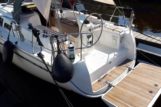 Bavaria Yachts Cruiser 33 usata in vendita